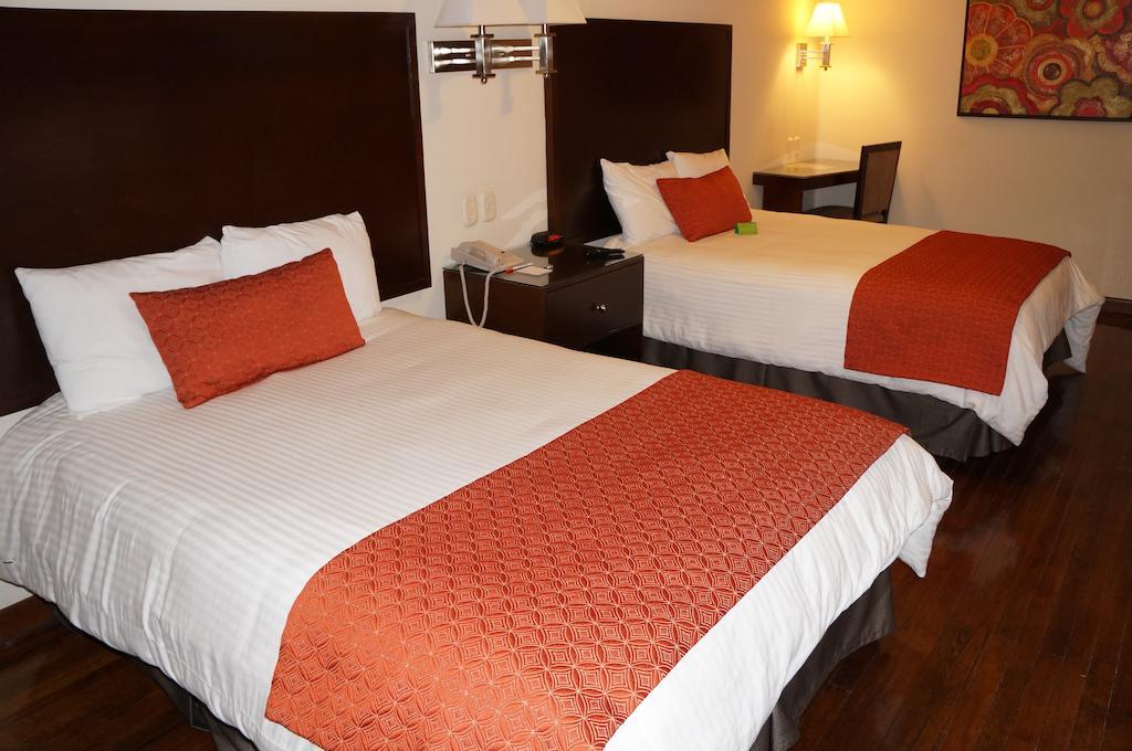 Hotel Plaza Chihuahua Kamer foto
